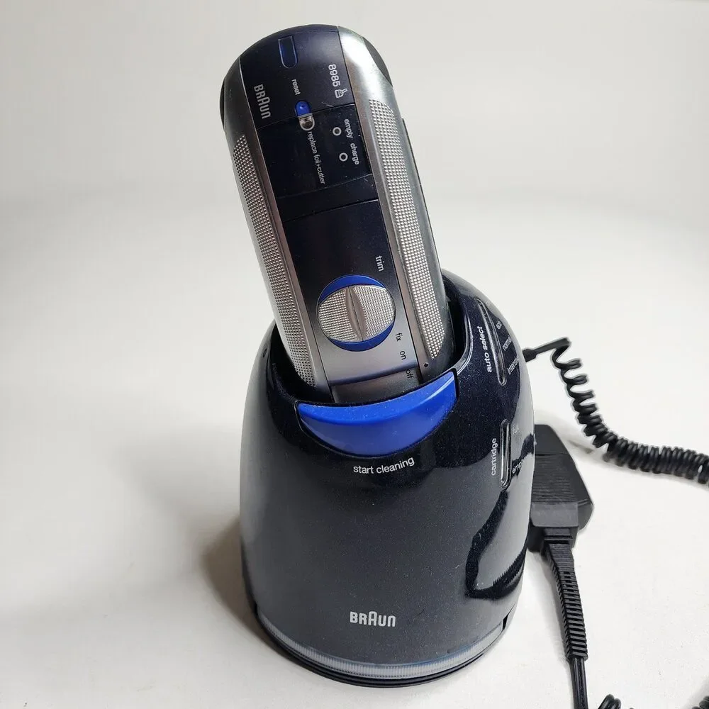 Braun 8985 Rechargeable‎ Electric Shaver Razor with Cleaning Charger Tested